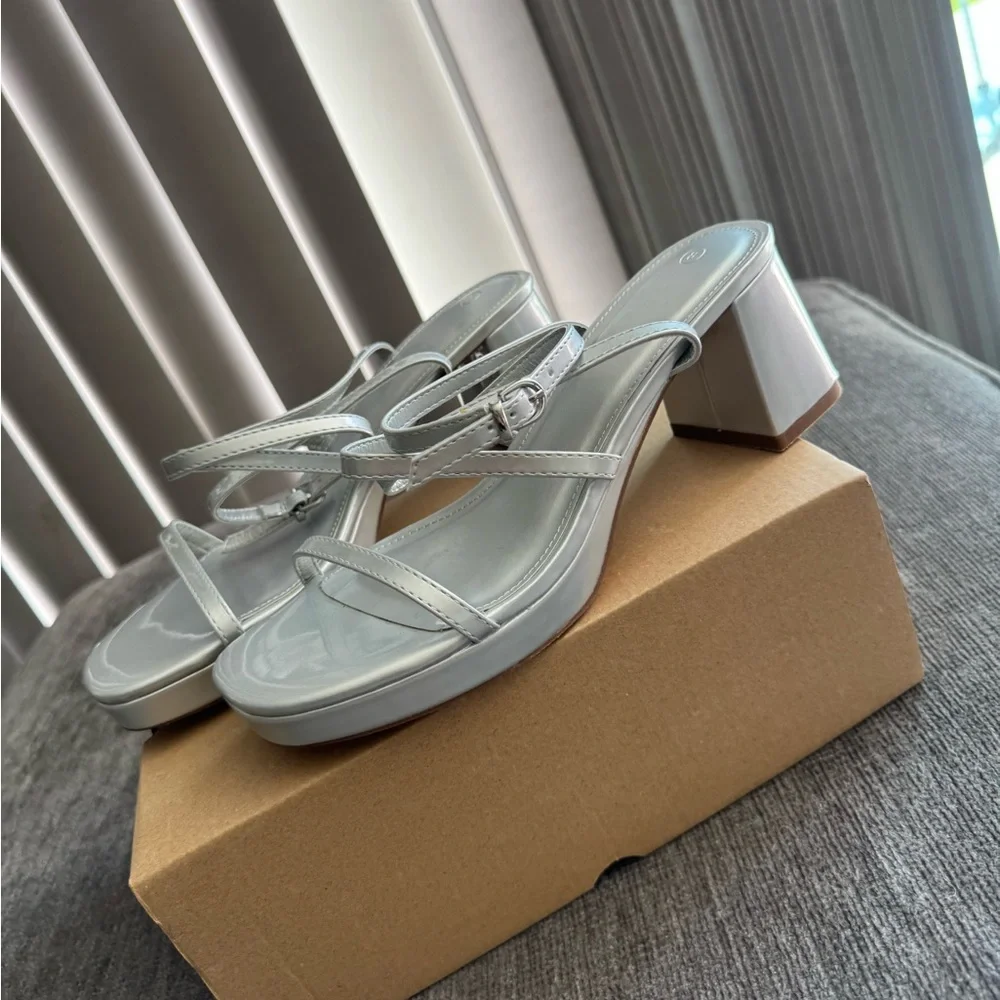 FINAL SALE✨ AMAZON Elegant Silver Women's Sandals